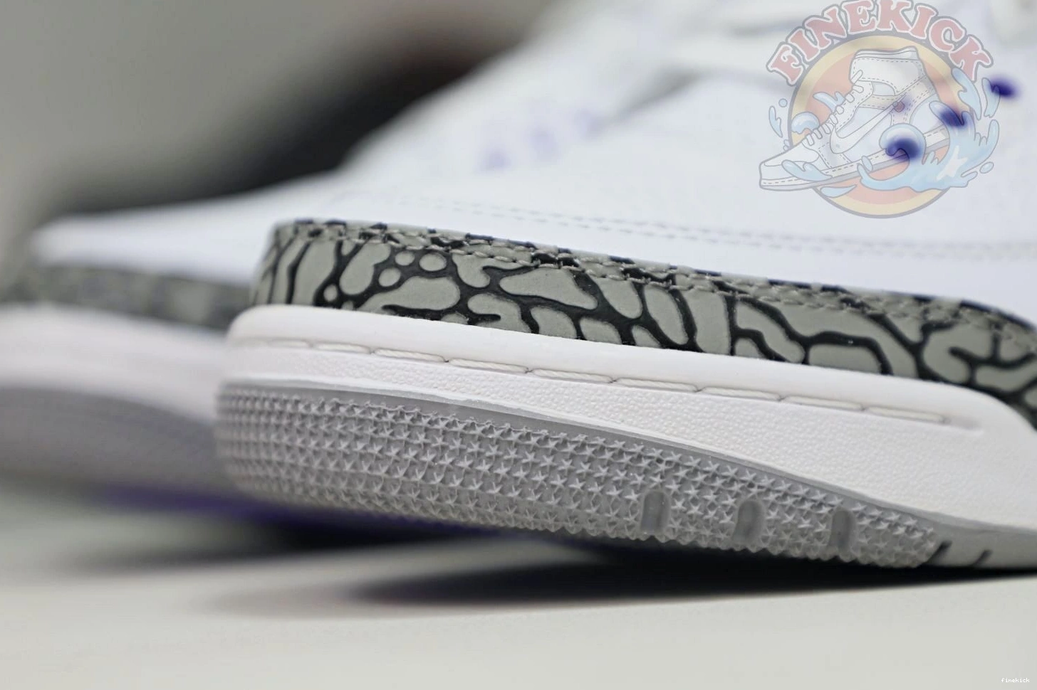 3 Air retro